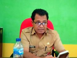Dinas Sosial Malaka Salurkan Bantuan Korban Kebakaran