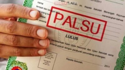Diduga Gunakan Ijazah Palsu, Warga Minta Bupati Malaka Copot Kades Umakatahan