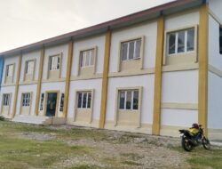 Yanuarius Boko Beri Tanggapan Terkait Dugaan Proyek Mangkrak Gedung Aula Serbaguna SMPN 1 Malaka Tengah