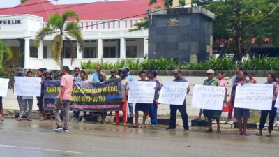Aksi Dukungan Revisi UU TNI oleh Masyarakat Perbatasan RI-RDTL