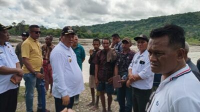 Harapan Masyarakat 7 Dusun Desa Naet, Rinhat Terobati Dikalah Kunjungan Wabup HMS