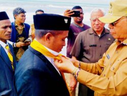 Pesan Tegas Bupati SBS Usai Wakil Bupati HMS Resmi Lantik 41 Kepala Sekolah SMP di Pantai Motadikin-Malaka