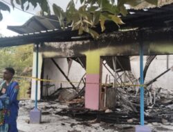 Kebakaran Hebat di Malaka Tengah, Satu Rumah Kios Ludes Terbakar