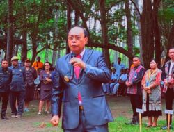 Di Pantai Cemara Abudenok, Bupati SBS Tegaskan Mutasi Bukan Hukuman, tapi Pembentukan Pejabat Berintegritas