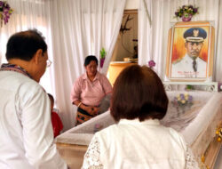 Bupati Malaka Beri Penghormatan Terakhir Kepada Almarhum Johanes Letto, Mantan Bupati Belu