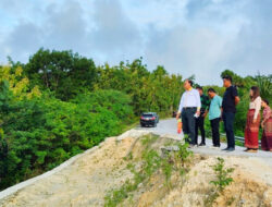 Bupati Turun Tangan: Jalan Longsor di Lotas Akan Diperbaiki Segera