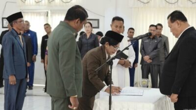 Sesuai Kuasa Bupati, Wakil Bupati Henri Melki Simu Lantik 3 Pejabat Pimpinan Tinggi Pratama